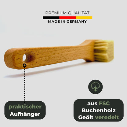 Fellbürste aus Massivholz mit praktischem Aufhänger - made in germany